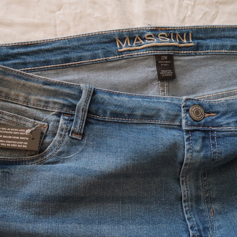 MASSINI - Picture 3 of 3